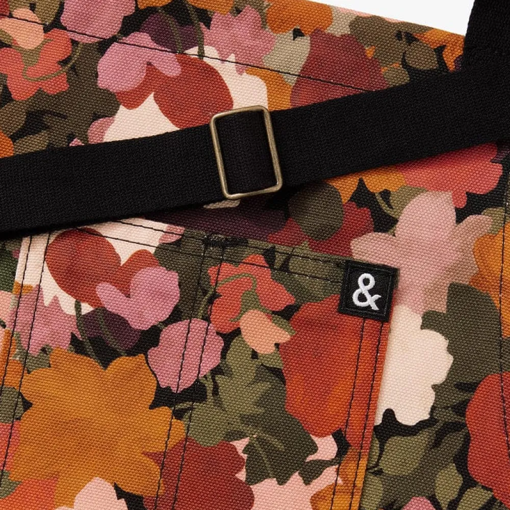 Online Essential Apron Florals Essential